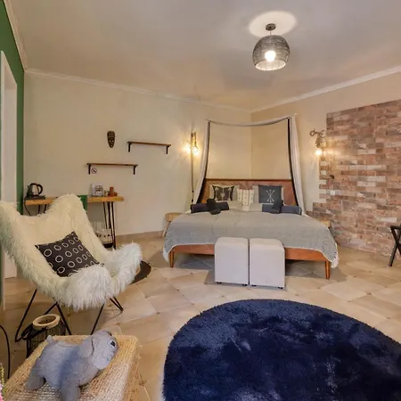 Pillows Πανσιόν Peniche