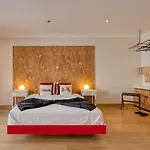 Guest house Pillows